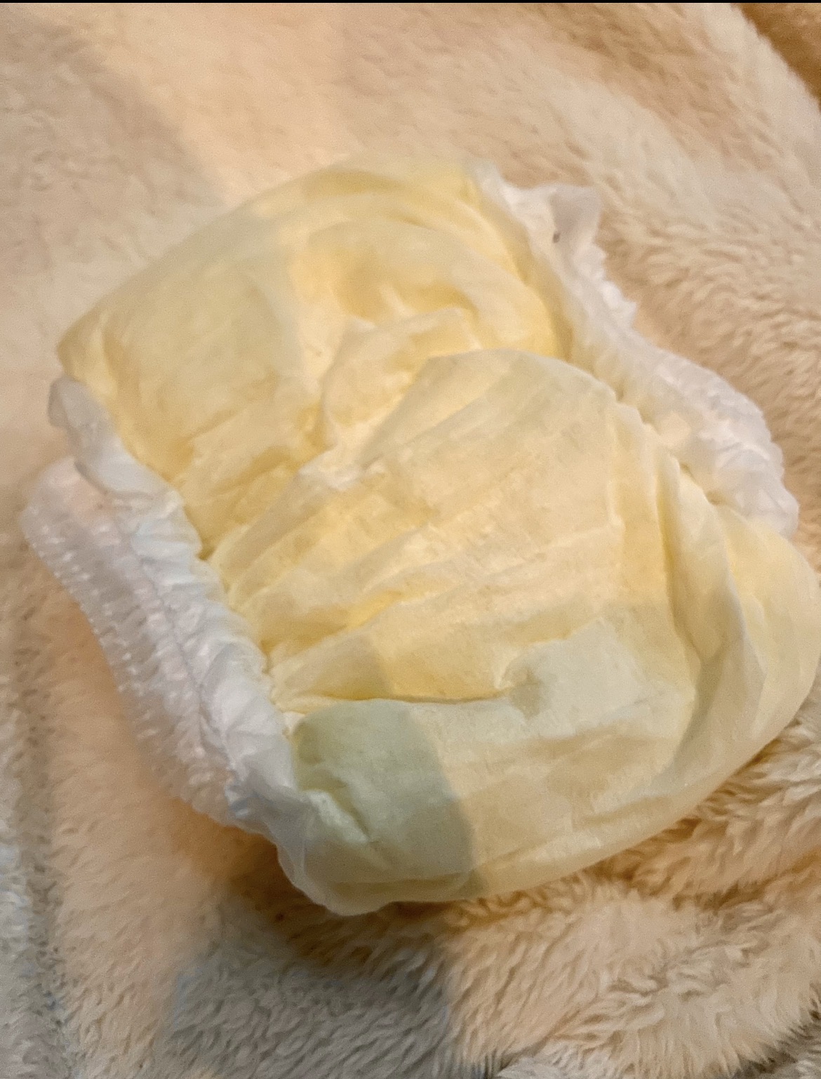 今日はお家に1人なので朝からずっとおむつで過ごしてます！ ↓2回