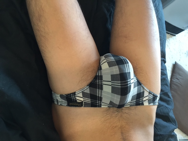 たまにビキニ履く35才です こっそり公開してみたくて投稿しました