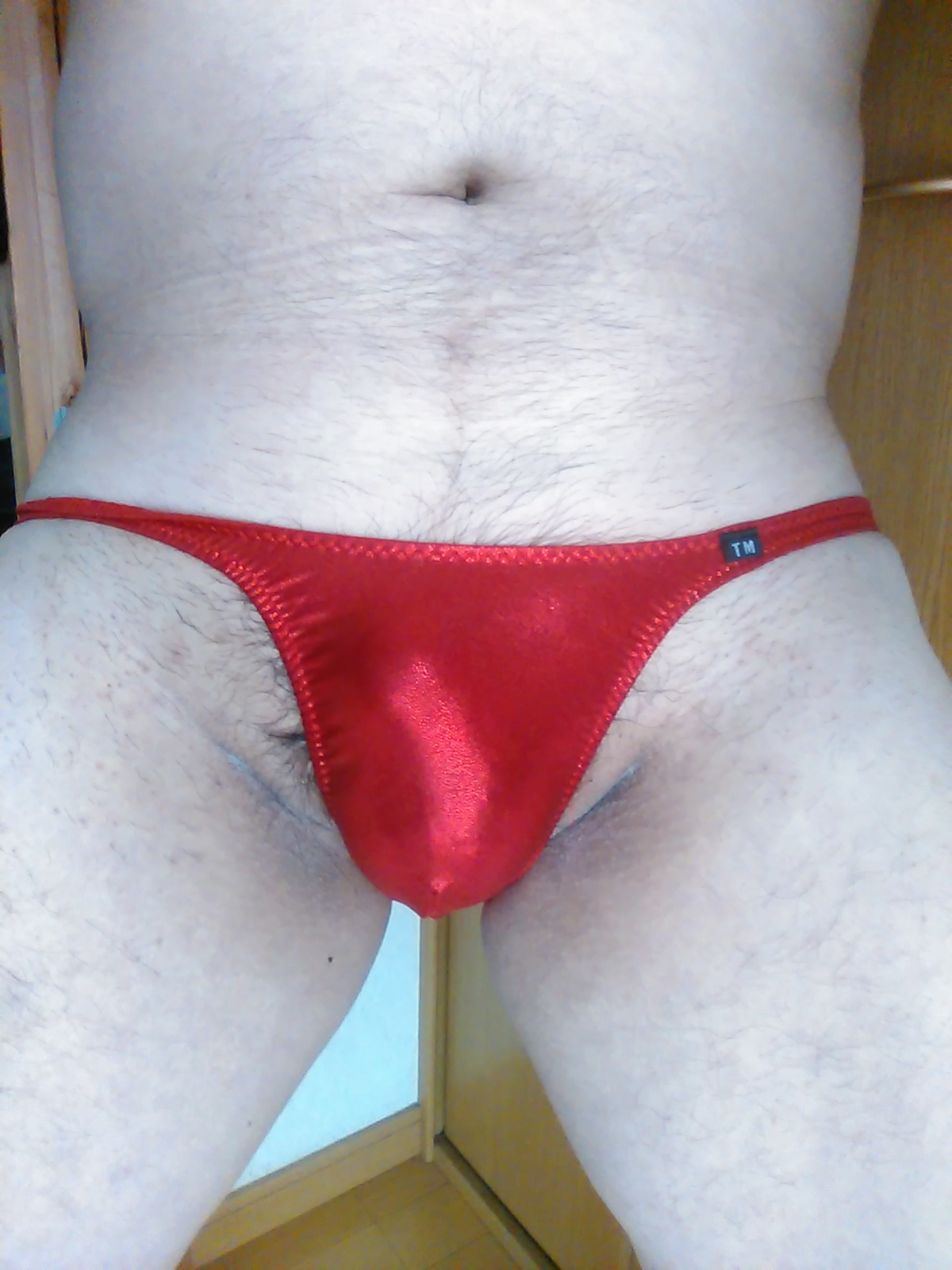 ターキー、メタリックレッドに着替えました。