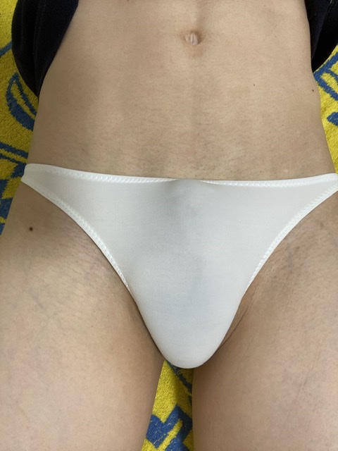 白色