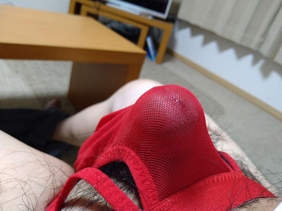 そして茜葵さんの妄想を膨らませて濡らしてしまいました。 お店で昨