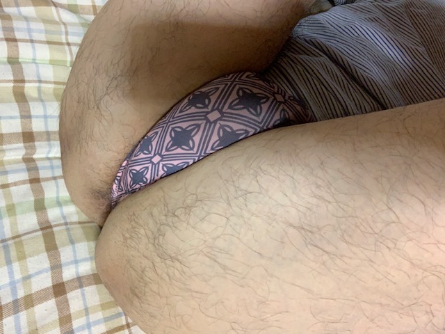卑猥なアラフィフさん  ありがとうございます！ Tバックばかりで