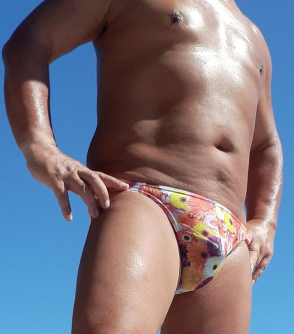 WACOALのBROSのビキニショーツです。身につけると元気が出