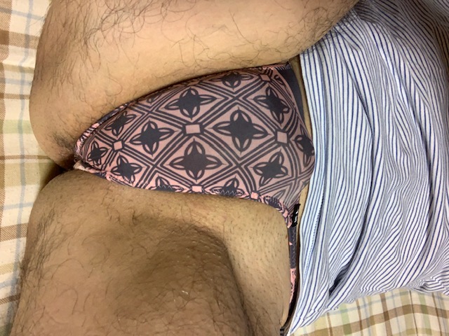 極小ビキニ、Tバックの利点は、かさばらない！速乾性があるというこ