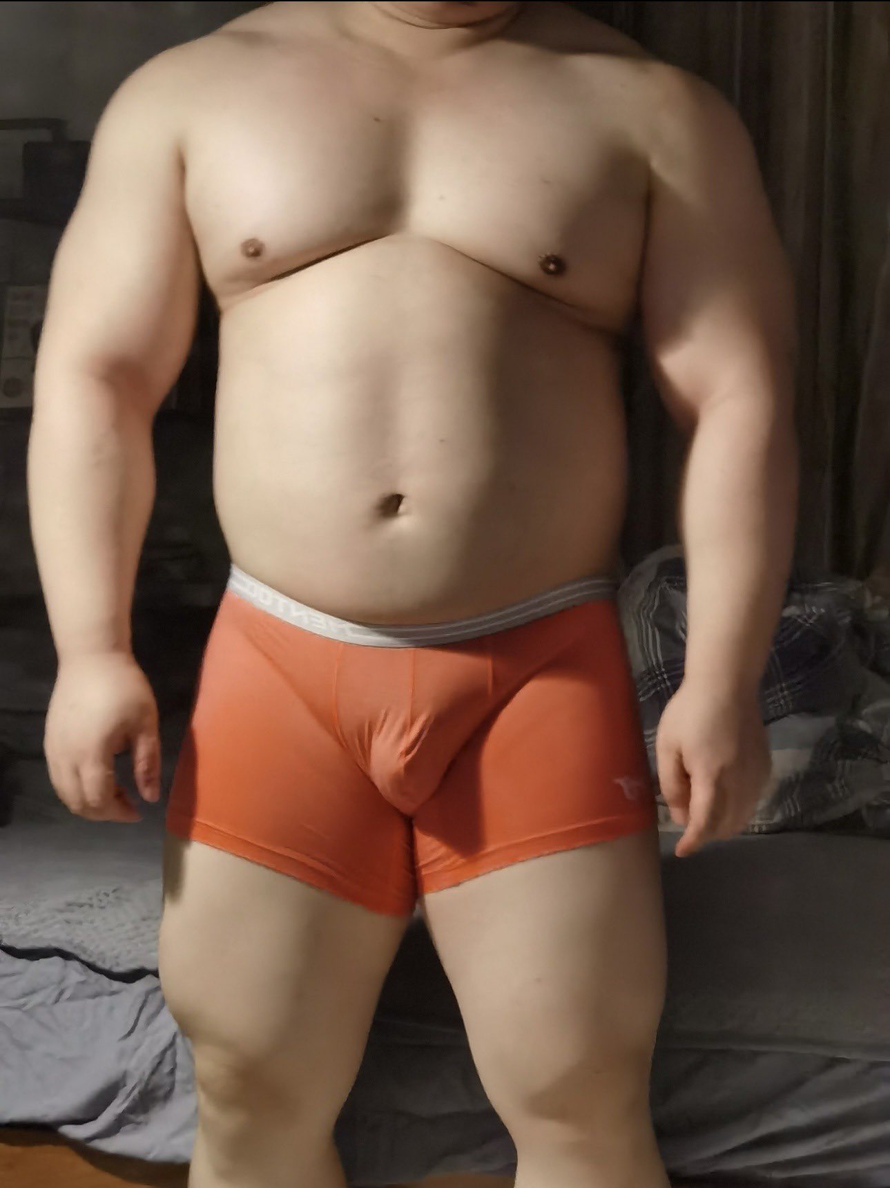 もっこり