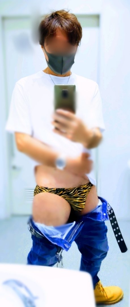 暑中見舞い貼り