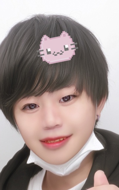 高知県の西部に住んでいる独身男です。 身長164cm、体重72k