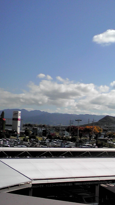 よっ 奈良の橿原ナウ、ここもめっちゃいいお天気ですよ～ 今日