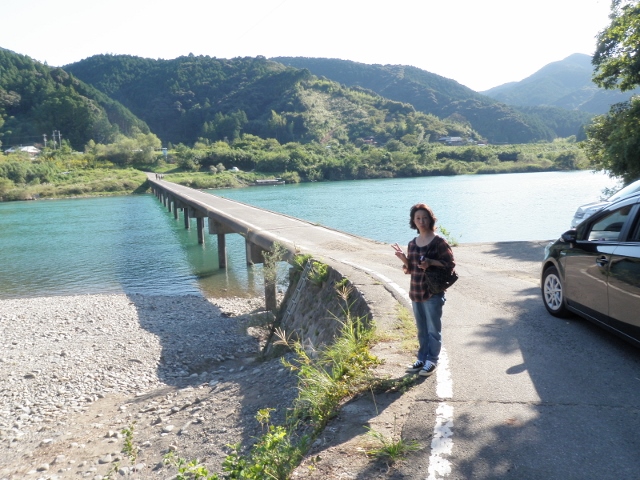 高知の足摺岬付近の四万十川 和歌山の紀ノ川よりきれいだ