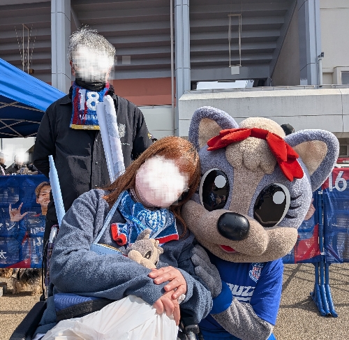 あんずさん、こんにちは♪ 2週間続けてサッカー応援でした。 ヴァ