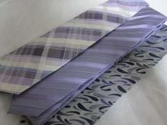 ネクタイ詳細 クリケット　紫　絹１００％　イタリア製　ハンドメイ