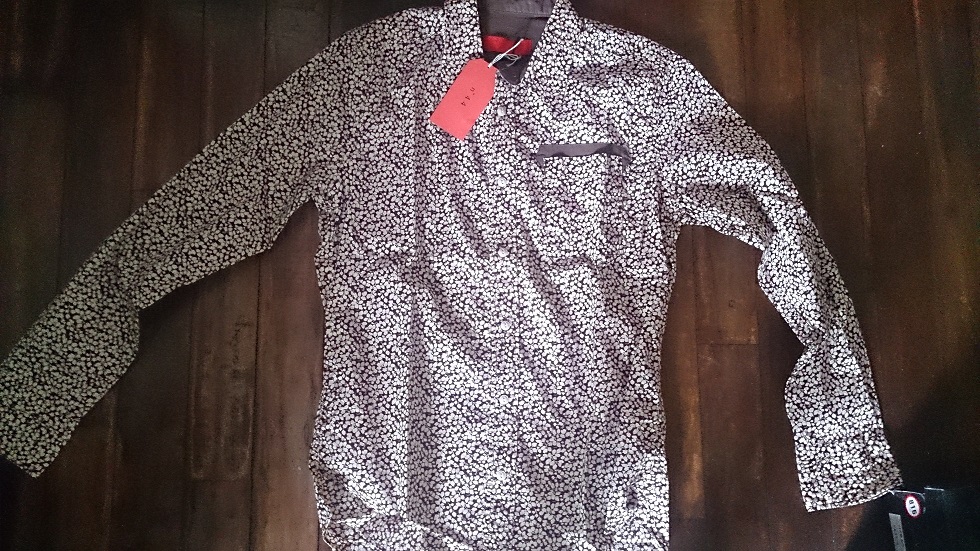 △LIBERTY ART FABRICSのシャツ コットン100