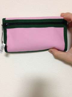 ピンクの財布 さて、福袋を開けてみて一番の驚きを提供してくれたの