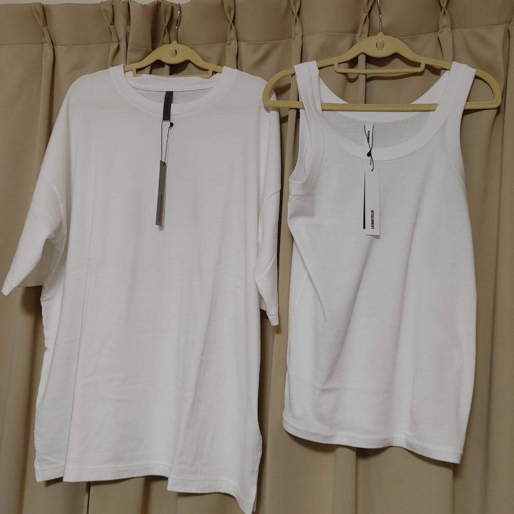 タンクトップと半袖Tシャツ  めっちゃシンプル！
