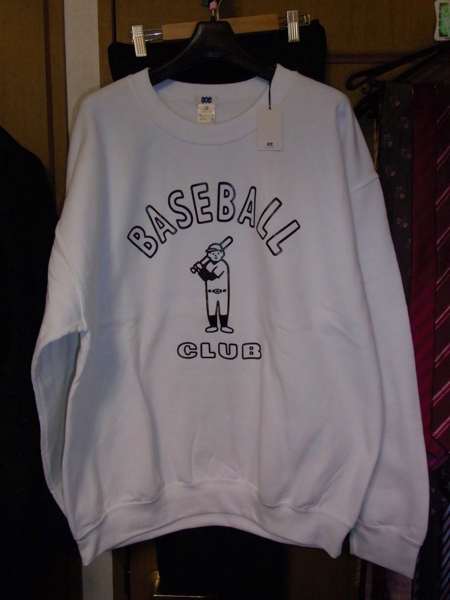 スウェット。可もなし不可もなし。