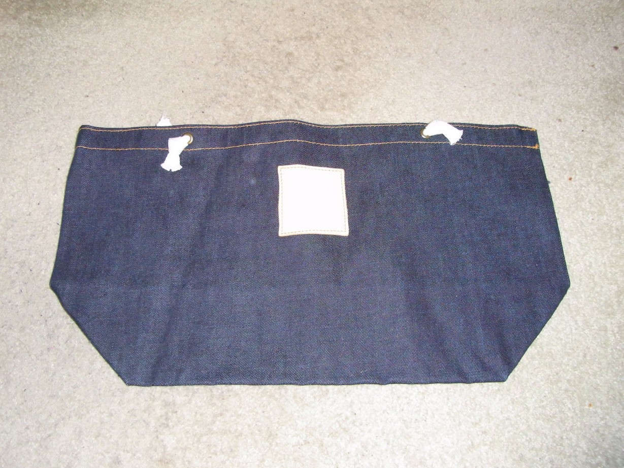 トートバッグ。去年も入ってた。