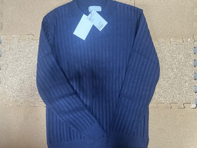 ネイビーニット  コットン50/アクリル50 モックネックで薄手
