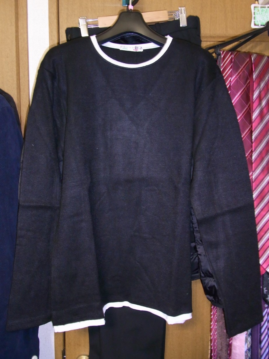 カットソー（ブラック）