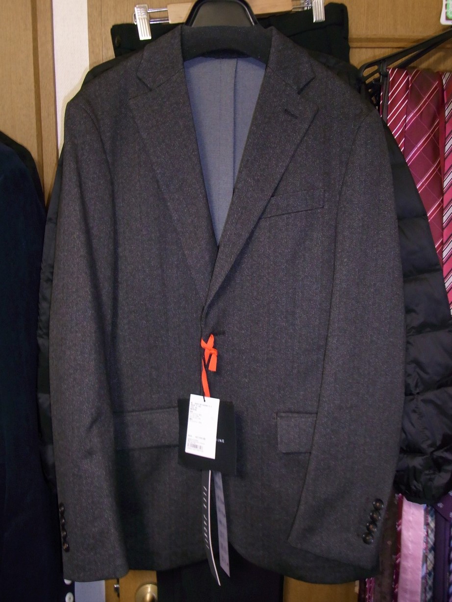 テーラードジャケット（リーセンシーオブマイン）。好み。