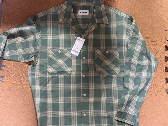 △ GLOSTER 緑と黄色のチェック開襟シャツ 8580円  