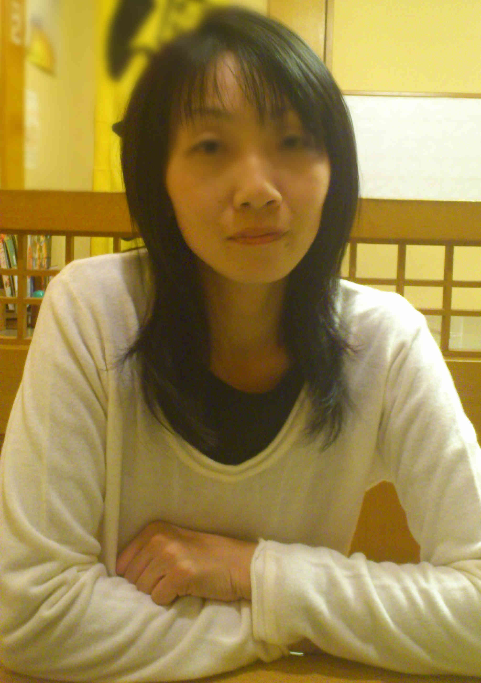 ややぼかしがjy間ですね・・・・・ 完全な顔出しが欲しい