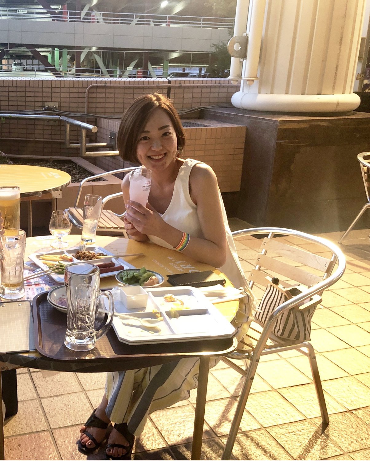 あやちょみたいなババアには男子大学生の乱交だ