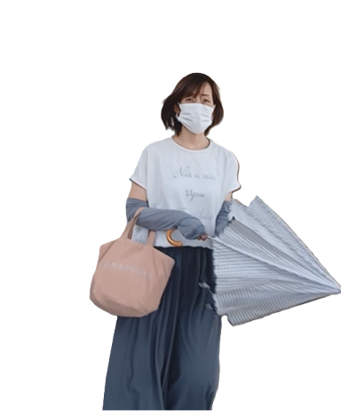 普段は、まったく浮気を しそうにない奥様の姿。