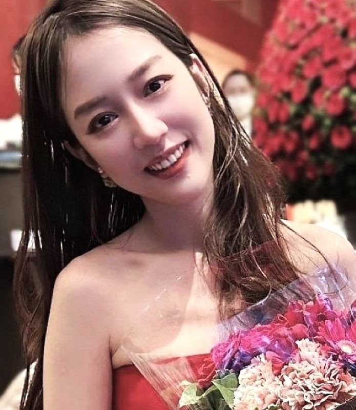 正真正銘の美人です。