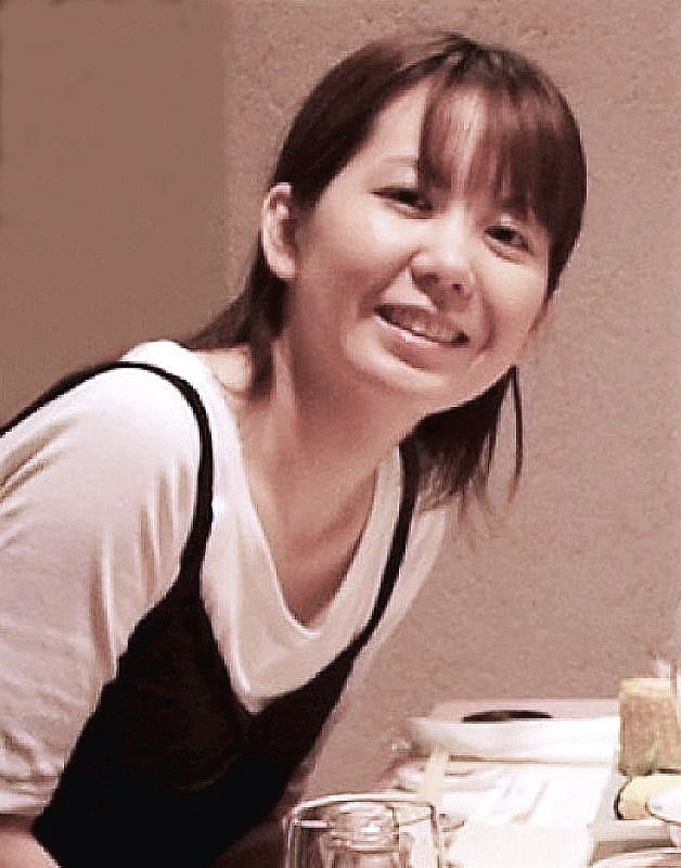 着衣の「絵美」さん