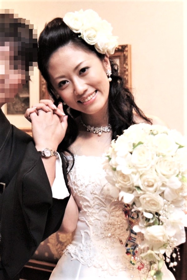 花嫁衣装の「けいこ」さん。