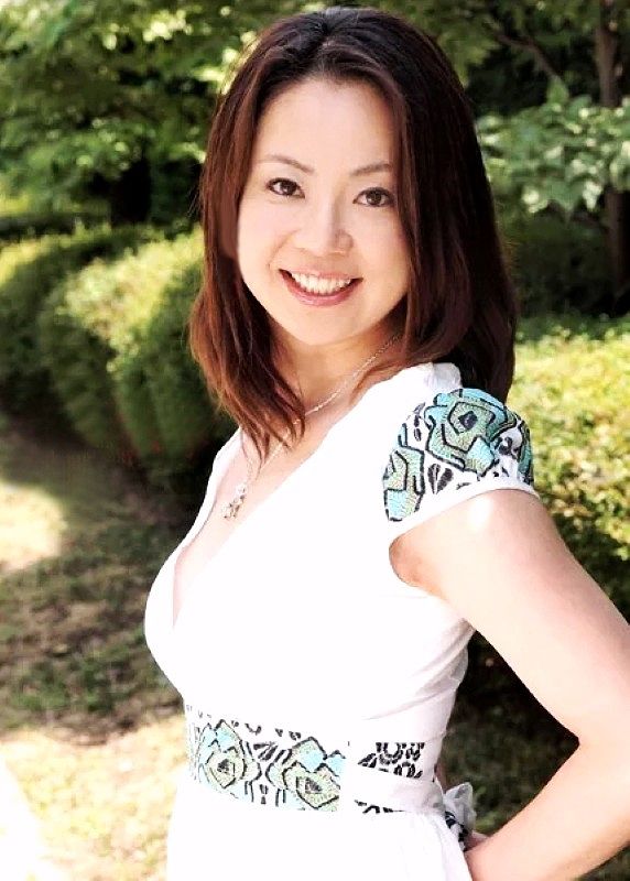 普段着姿の「菜々子」さん。