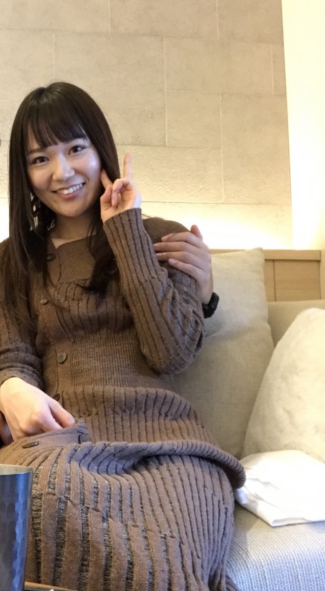 みーちゃん可愛いなぁ！堪らないですね〜 旦那さんの手だけ見えてい