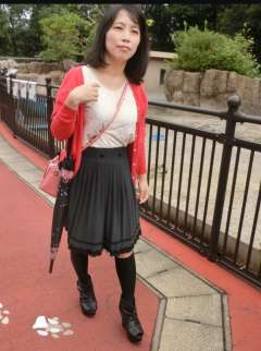 服の上からもわかる、この巨乳素晴らしいですよね。