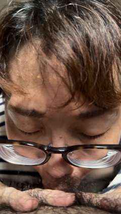 SH様 ありがとうございます。もっと晒されたい。 奥まで咥えさせ