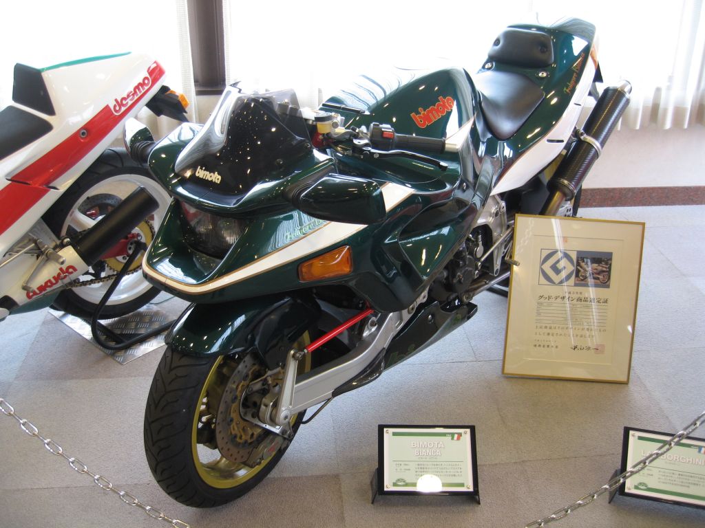 bimota Tesi 1Dの外装カスタム品。 実車は初めて見た