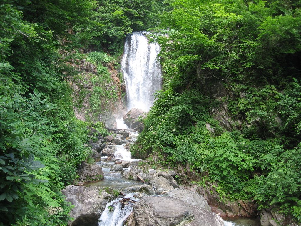 天生峠を走る。 走りづらくて好きじゃないのに なぜか何度も走って