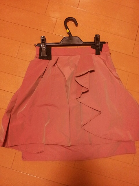 ◎サテン？スカート　サイズ1　ピンク　15750円 光沢があって
