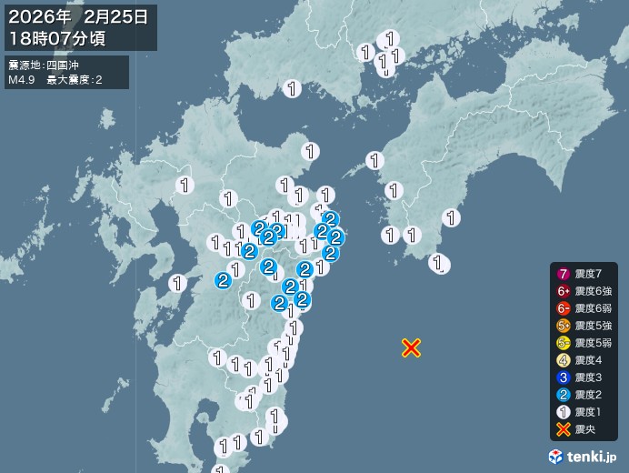 18時7分ごろ、Ｍ４．９　四国沖 北緯32.1度　東経132.7