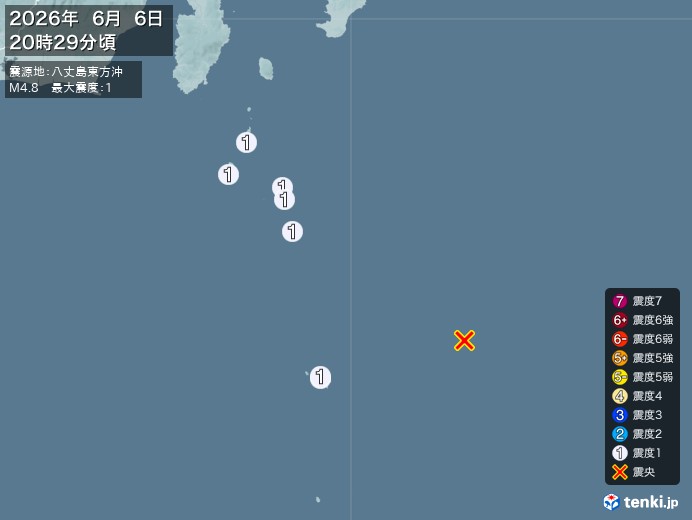 20時29分ごろ、Ｍ４．８　八丈島東方沖 北緯33.3度　東経1