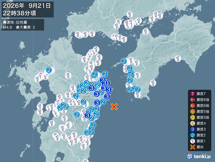 22時38分ごろ、Ｍ４．８　日向灘 北緯32.6度　東経132.