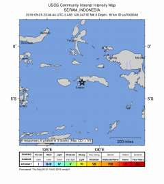 ＵＳＧＳ、8時46分44秒　インドネシア・セラム海 南緯3.45