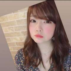 身バレするかも知れない恐怖で欲情してオナニーに耽る毎日を送ってい