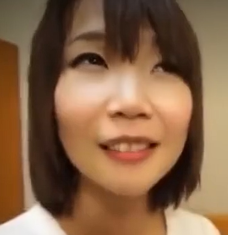この女優さんの名前教えてください。