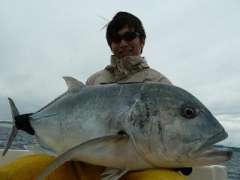 こちらは、深澤君が沖縄で釣り上げた”ＧＴ”（ローニンアジ）です！