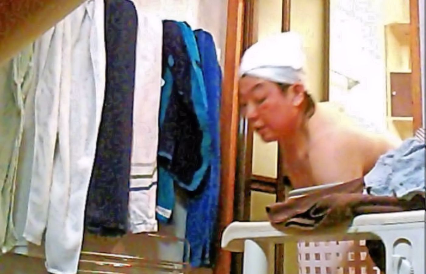 入浴盗撮…湯あみを終えての巻