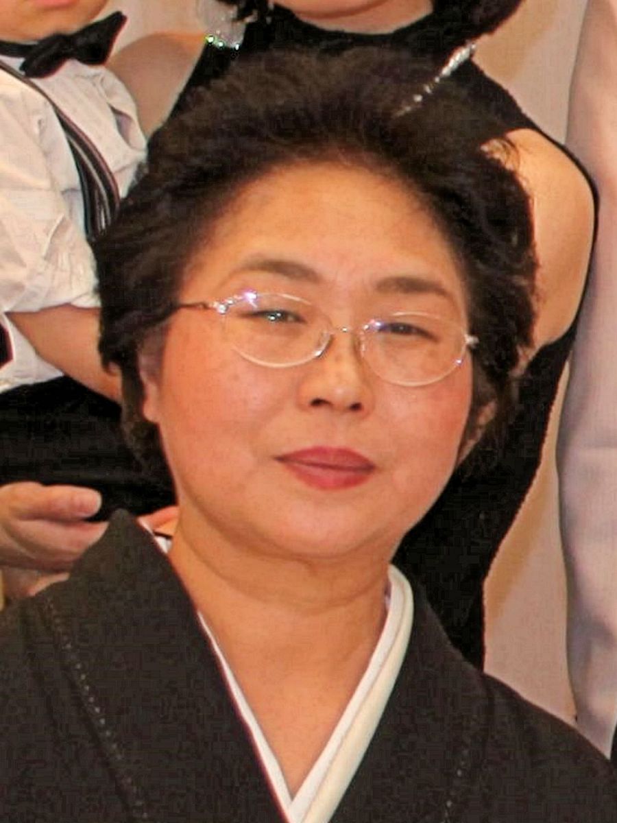 モデルはX1の奥様。  平成末期、30年ほど経過した姿