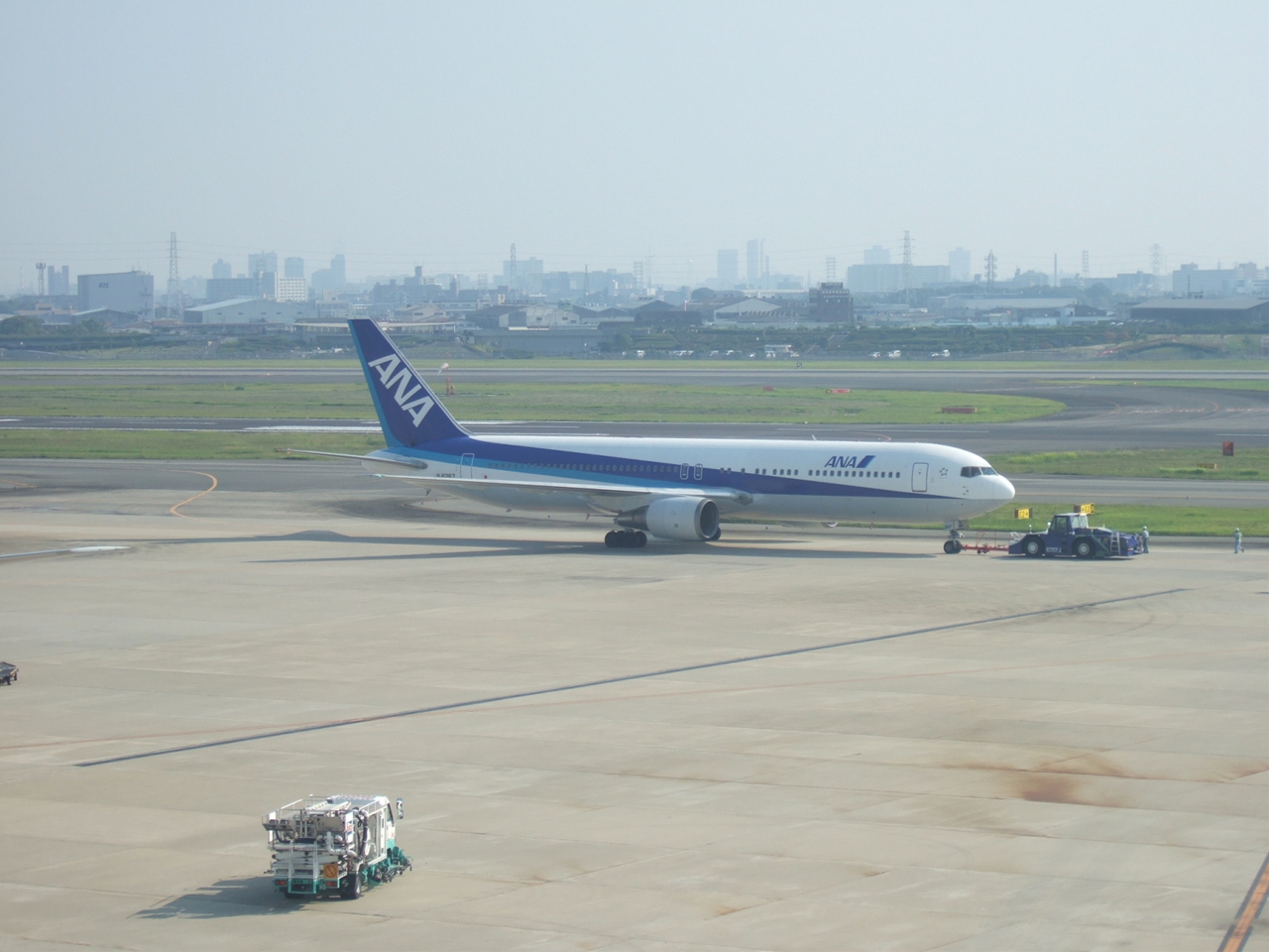 飛行機にもアナはあるんだよな・・・