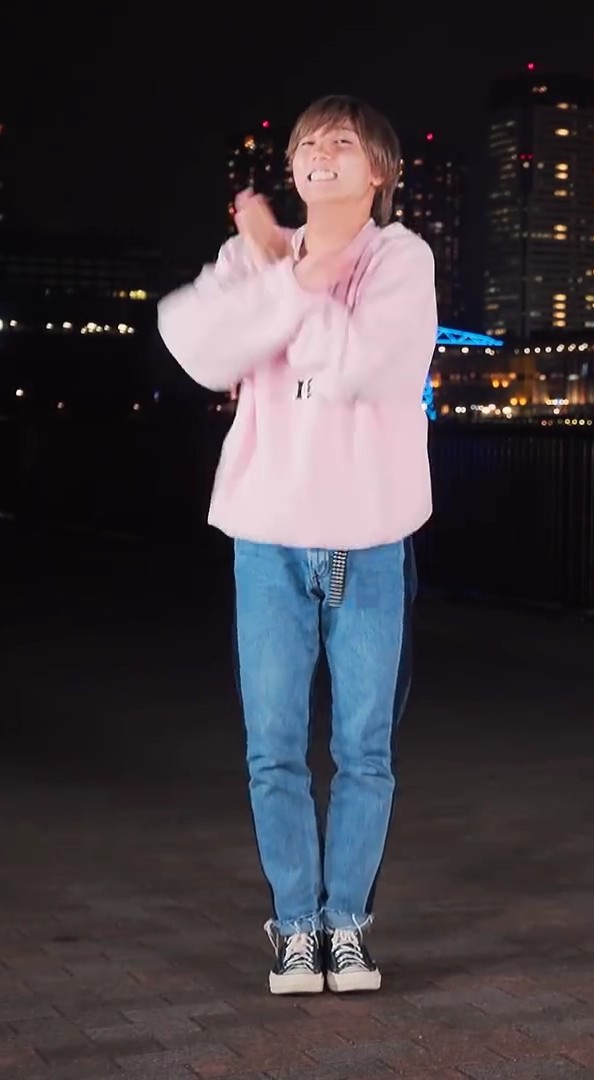 (^^)b